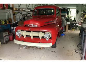 1951 ford pickup deluxe cab