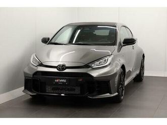 toyota gr yaris 1.6 turbo sport 4x4: réserver un essai sur route !