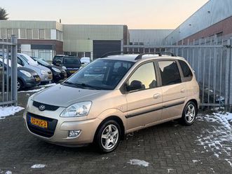 hyundai matrix 1.6i dynamic nl auto nap! hoge instap! airco l trekhaak l elek pakket l lmv! dealer oh l topstaat!