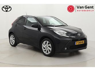 toyota aygo x 1.0 vvt-i mt first | apple carplay / android auto | led | adaptive cruise | clima | camera | 17 inch