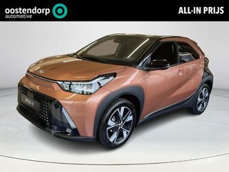toyota aygo x hybrid 115 pulse **nieuwe kleur cinnamon/ nieuwe auto/ direct leverbaar**
