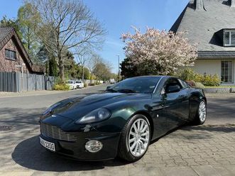 aston martin vanquish v12 vanquish -