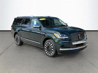 used 2024 lincoln navigator black label