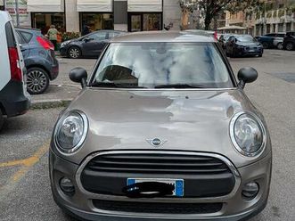 mini one business 5 porte 1.5 102 cv