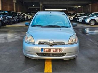 ② toyota yaris 1.3vvti essence/benzinemotor — toyota — 2ememain