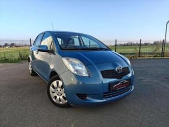 ② toyota yaris yaris 1.3i vvt-i 16v linea sol - automaat - air — toyota — 2ememain