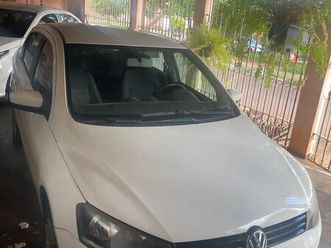 volkswagen voyage 1.0/1.0 city mi total flex 8v 4p 2013