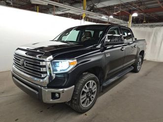 toyota tundra * platinum crew cab short bed * carfax *