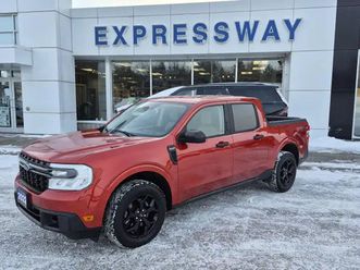 2022 ford maverick xlt, awd, crew, fx4 package, local trade!