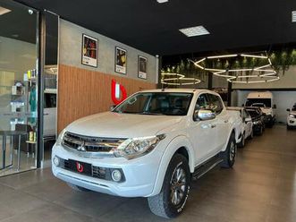 mitsubishi l200 triton sport 2.4 d hpe-s auto 4wd