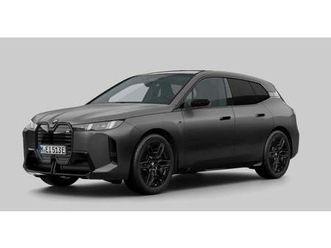 xdrive-supercharged-659-hk-m-acc-b-w-22-alu-panorama