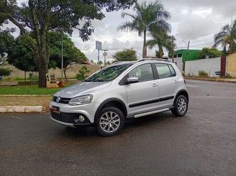 crossfox 1.6 2013 único dono! baixo km!! estado de novo!!!