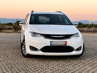 chrysler pacifica hybrid plug-in linlmited