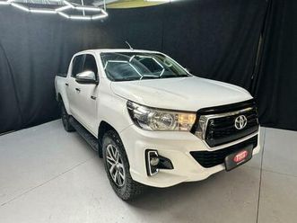 toyota hilux 2.7 cd srv auto