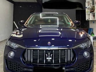 maserati levante led-4x4-bixenon-360kamera-navi-full