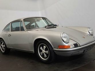 porsche 911 2.4 t