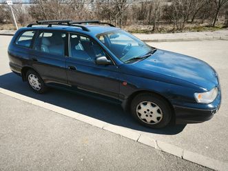 toyota carina 2.0