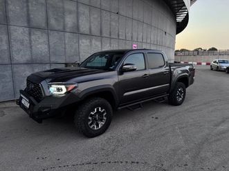 toyota tacoma trd
