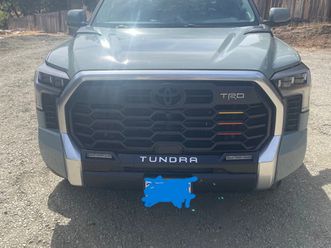 TOYOTA TUNDRA toyota-tundra-limited-trd-spotr-paket