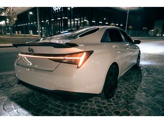 hyundai elantra 2.0 / preferred + tech & sun /