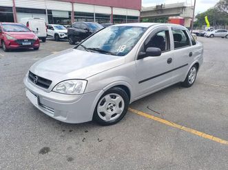 sedan 1.8 mpfi 8v 102cv 4p