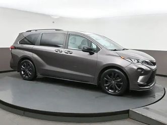 2022 toyota sienna xse hybrid bluetooth, touchscreen & more!