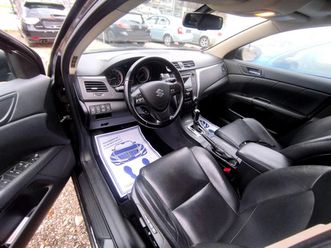suzuki kizashi 2.4 i awd/auto/swiss edition