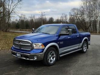 dodge ram 1500 2016 5.7 hemi laramie 4x4 pickup gliwice - sprzedajemy.pl