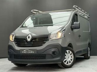 ② renault trafic * réservé * — camionnettes & utilitaires — 2ememain