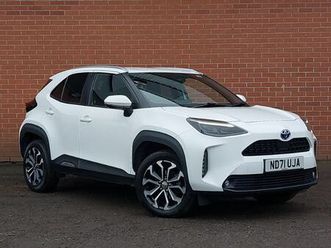 2021 toyota yaris 1.5 vvt-i design (panoramic roof)