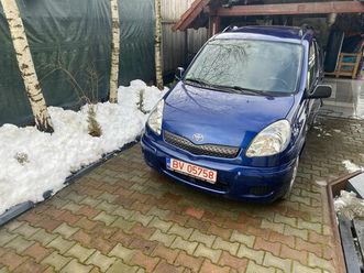 toyote yaris verso/an 2005/1,5 benzina sacele