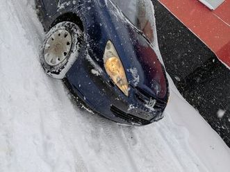 se vinde peugeot 307 steierdorf