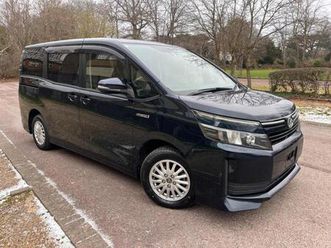 toyota voxy 1.8 hybrid petrol 7 seater petrol/electric hybrid automatic