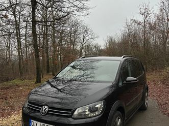 vw touran cross