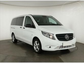 mercedes-benz vito 116 cdi 4x4, tourer, 8 míst