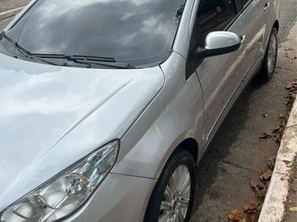 fiat grand siena essence 1.6 flex 16v 2015