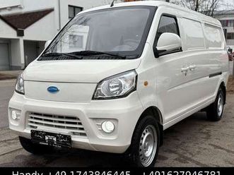 logistar 200 van/neuwagen/klima/10'touch/r-kam