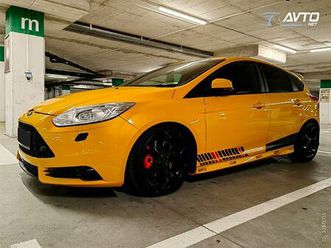ford focus st3 2.0 ecoboost 250 km