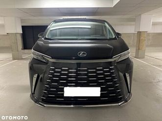 lexus lm