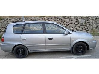 kia carens 1.8 ex 2004. god.