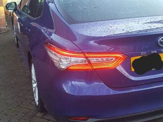 toyota camry excel 2.5 hybrid – low mileage