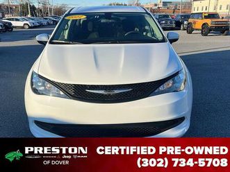 used 2022 chrysler voyager lx