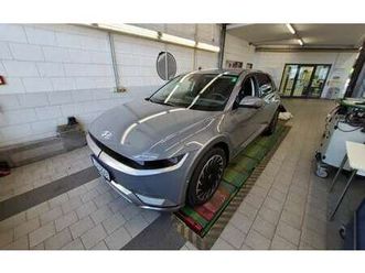 uniq bose hud nscc navi r.cam led blis