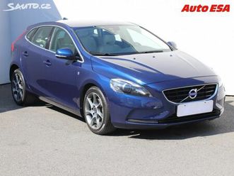 volvo v40 2.0d2,1.maj