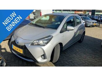 toyota yaris - 1.5 hybrid design