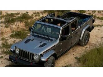 jeep gladiator schwarz mit wenig km