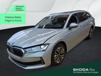 skoda superb combi selection*4x4*ahk*pano*navi*shz*pdc