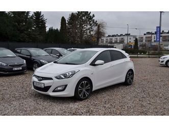 hyundai i30 1.4 benzyna klimatyzacja cz.parkowania 1.4 benzyna 99km