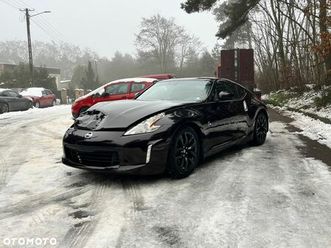 nissan 370 z
