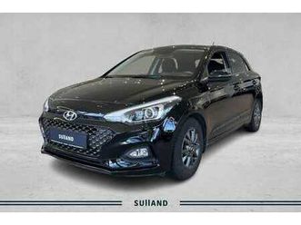 | automat | navi | rkamera | ++